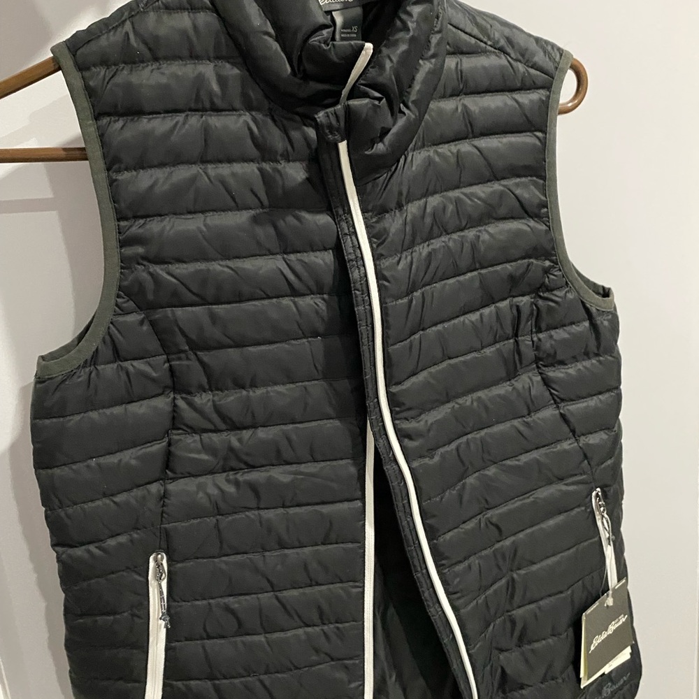 eddie bauer women’s 700 premium down vest xs black